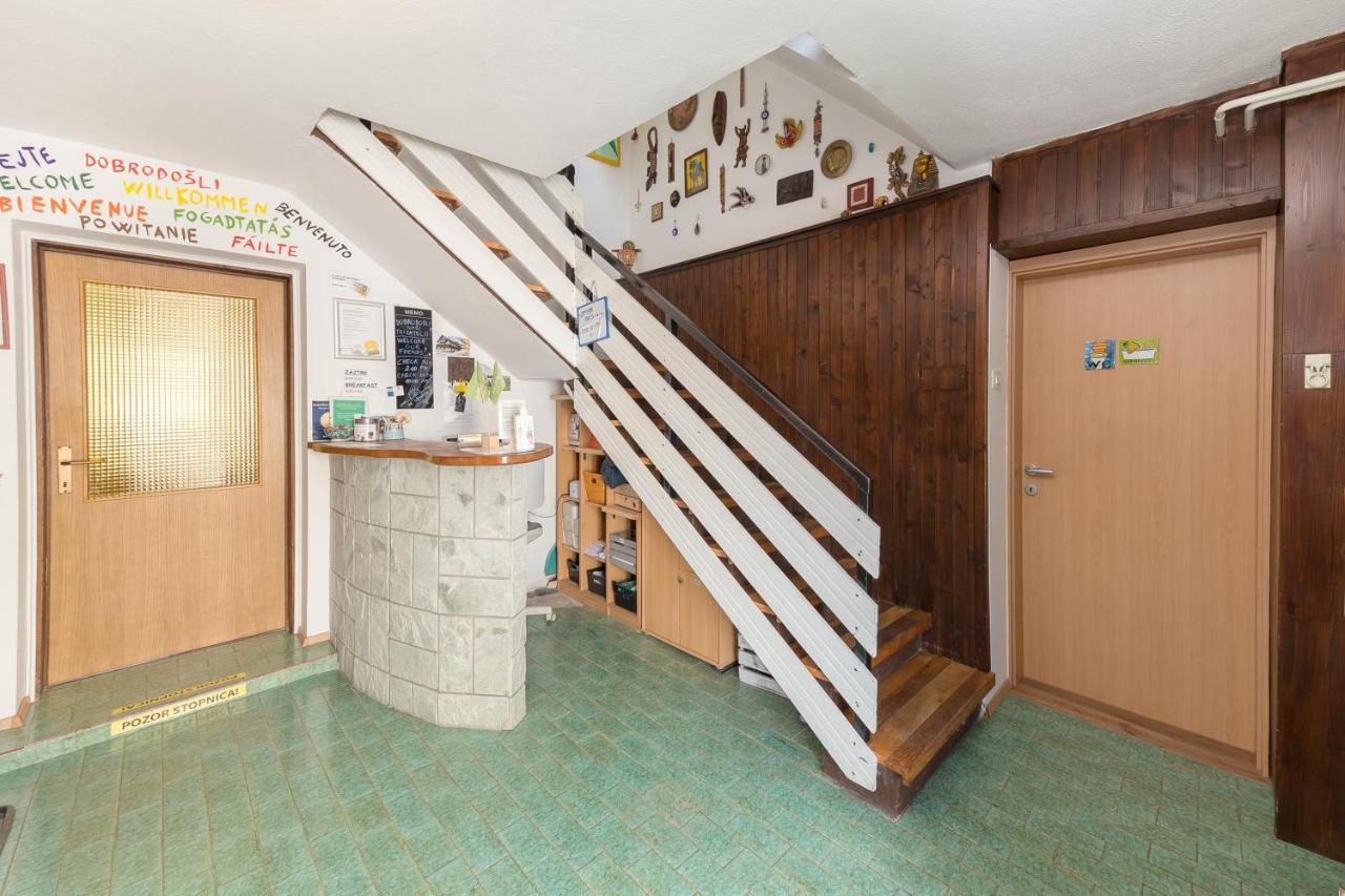 Hostel Mama Minka Bohinj Exteriör bild